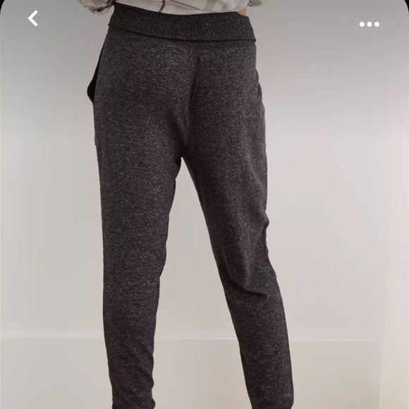 Aerie cozy jogger fold over sweat pants small grey - Picture 2 of 4